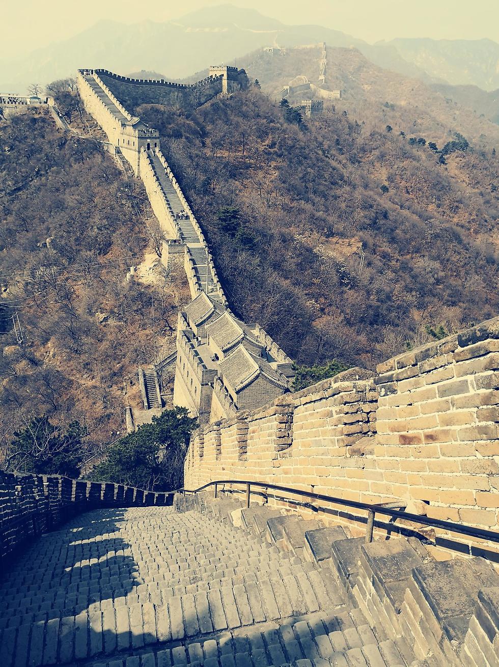 בין הרים ובין סלעים: החומה הסינית (צילום: ליאור קורן)