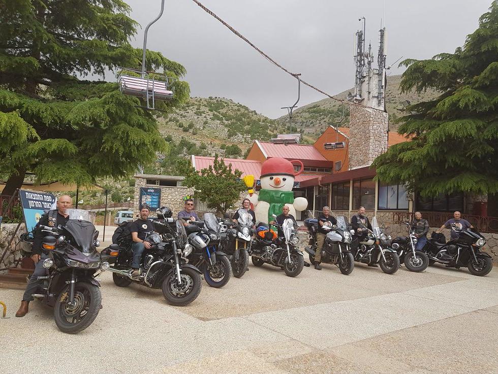 אופנוענים שהגיעו היום למסע בחרמון ולא ביטלו (צילום: אתר החרמון)