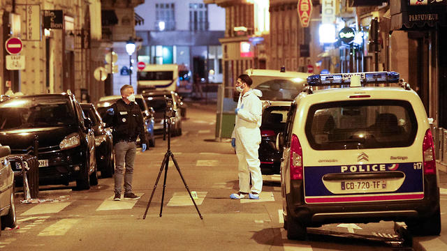 פריז פיגוע צרפת דקירה דאעש (צילום: AFP)