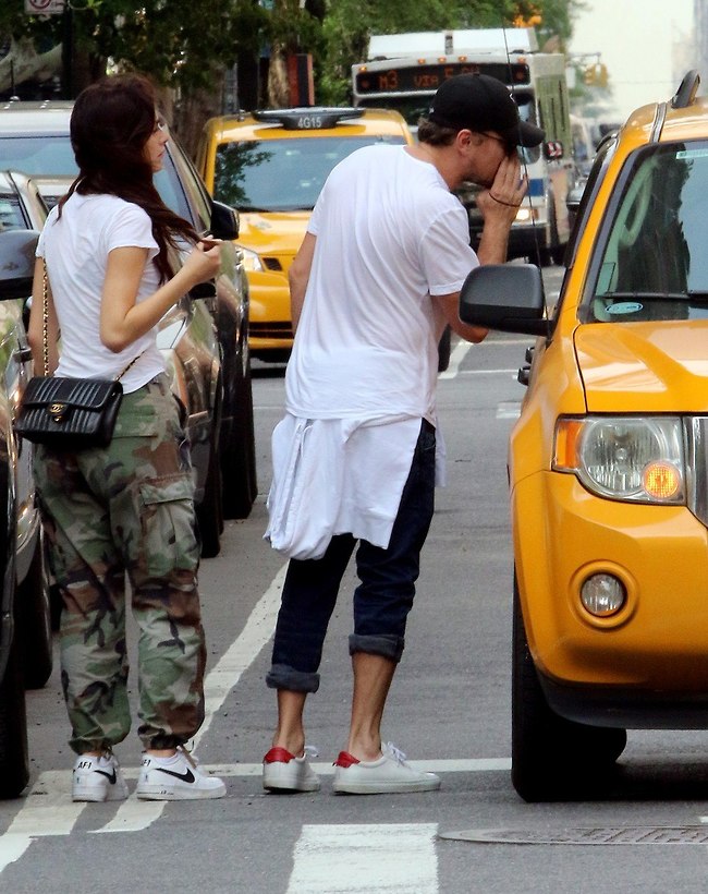 מתווכח על המחיר? (צילום: Splashnews) מתווכח על המחיר? (צילום: Splashnews)