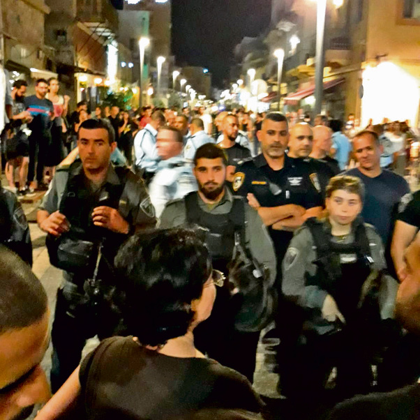 יום שישי. ההפגנה האלימה בחיפה | צילום: מרכז מוסאוא