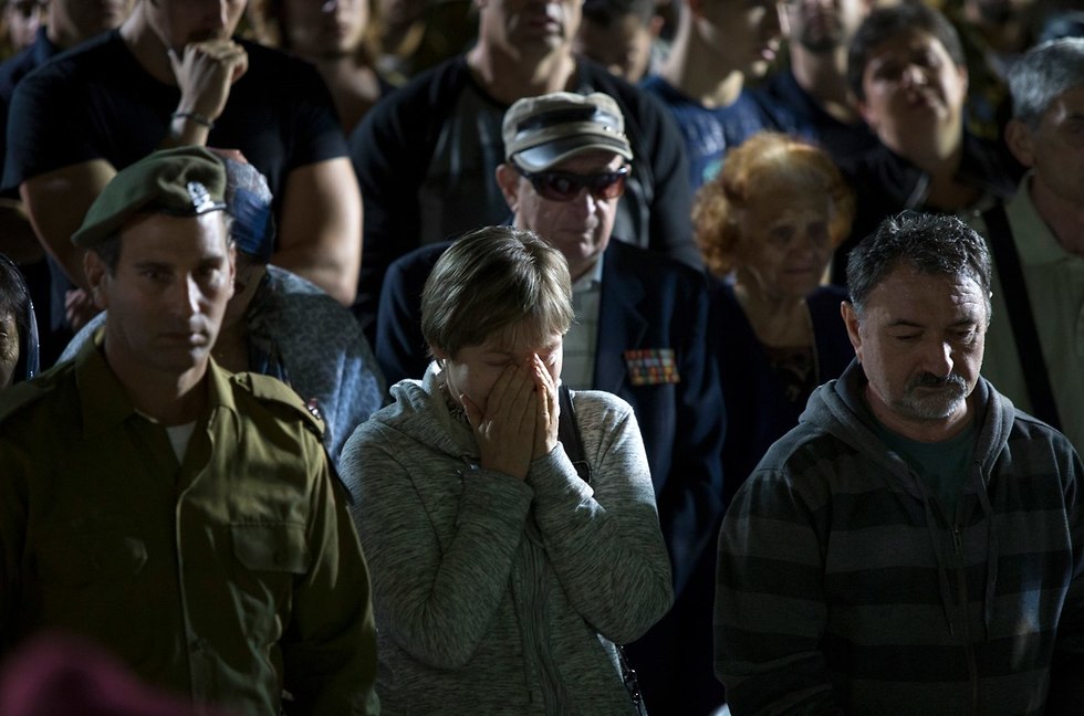 Lubarsky's family, friends grieving (Photo: Amit Shabi)