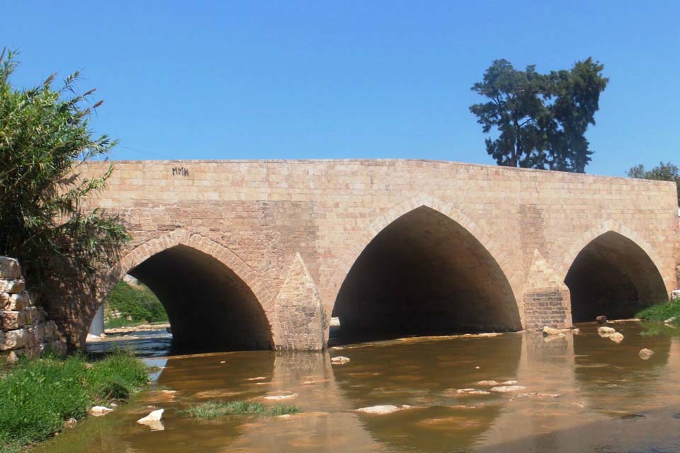 Мост "Ад Алом"
