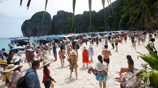 תאילנד חוף מאיה ביי נסגר ל תיירים (צילום: AP)