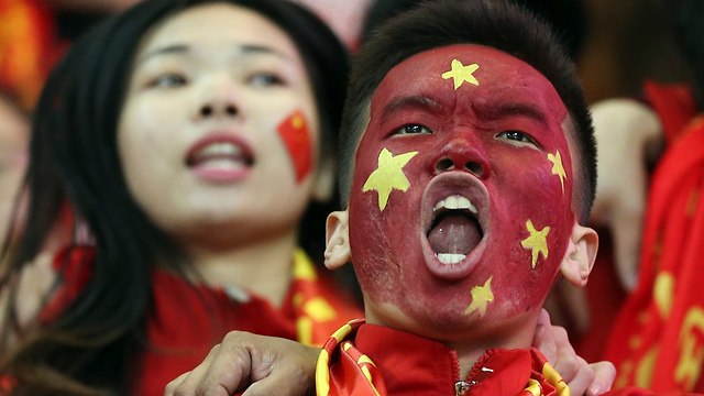 קבוצת כדורגל של סין (צילום: AP)