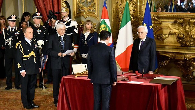 איטליה ממשלה חדשה ג'וזפה קונטה מתיאו סלביני לואיג'י די מאיו ג'נקרלו ג'ורג'טי (צילום: AFP)