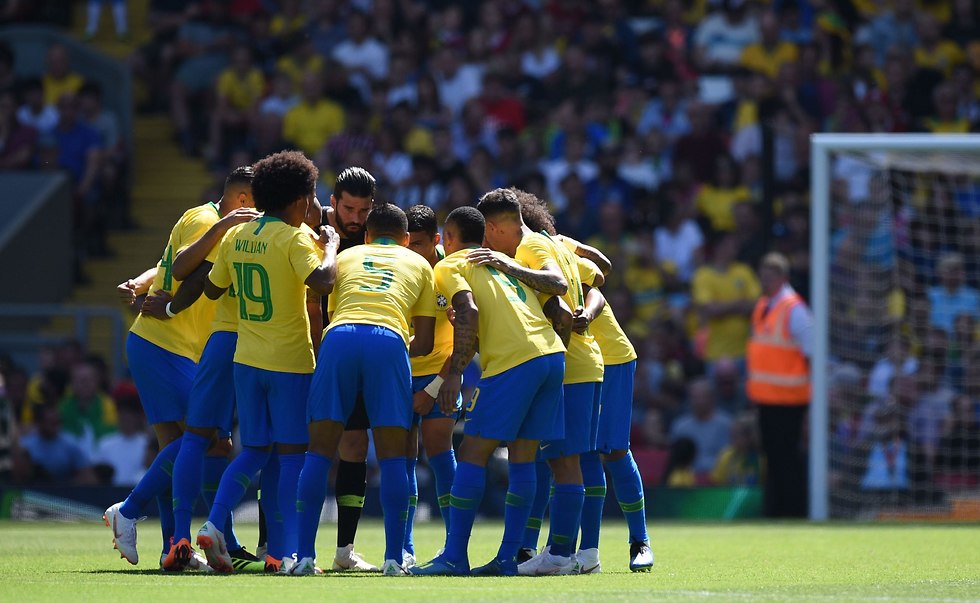 הרכב נבחרת ברזיל למשחק מול קרואטיה (צילום: AFP)