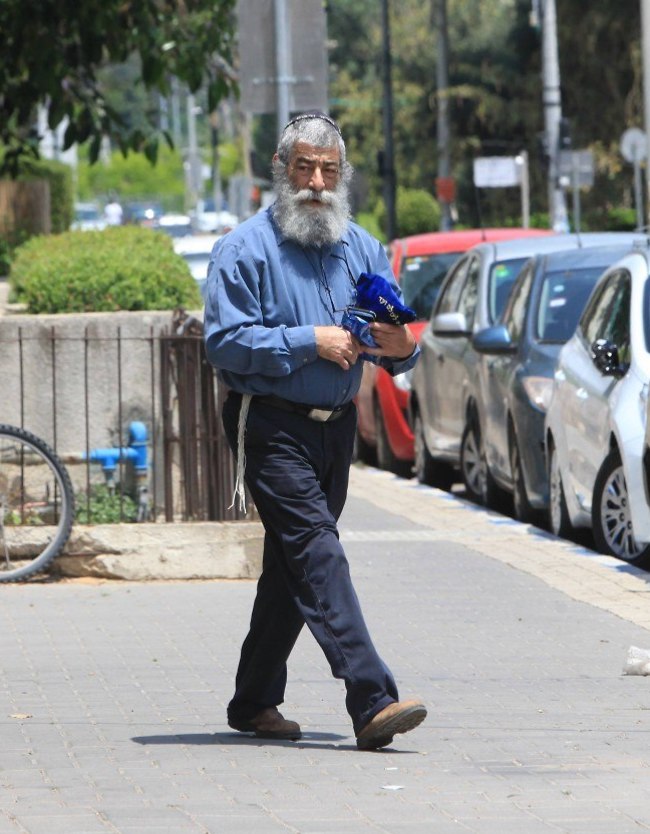 לא רגיל לראות פפראצי (צילום: מוטי לבטון) לא רגיל לראות פפראצי (צילום: מוטי לבטון)