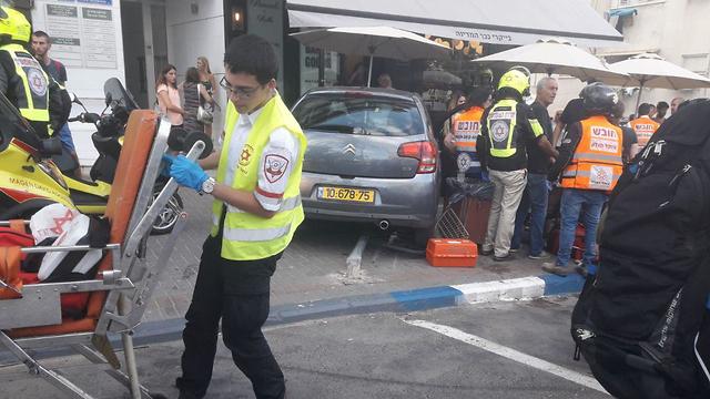 זירת תאונת הדרכים בכיכר המדינה בתל אביב ()