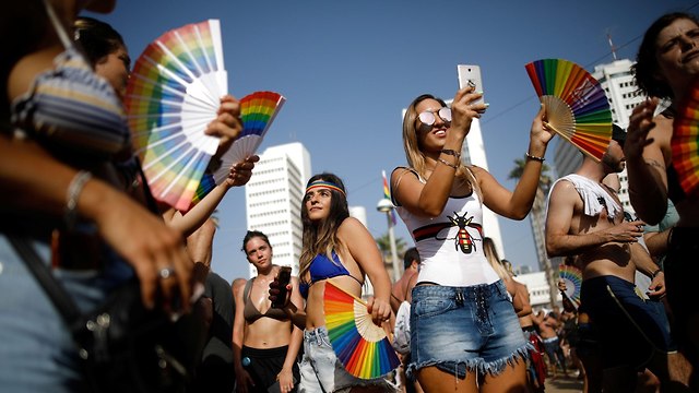 Tel Aviv Pride Parade  (Photo: Reuters)