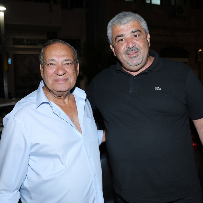בת-ים בראש מורם. שלומי לחיאני וזאב רווח (צילום: רפי דלויה) בת-ים בראש מורם. שלומי לחיאני וזאב רווח (צילום: רפי דלויה)