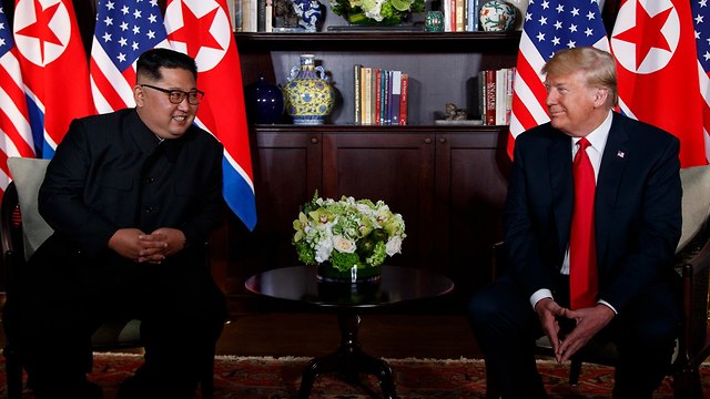 קים ג'ונג און ודונלד טראמפ (צילום: AP)