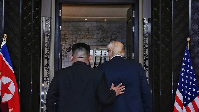 Саммит в Сингапуре: Ким Чен Ын и Дональд Трамп. Фото: AP (Photo: EPA)