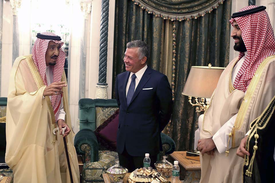 Абдалла в гостях у короля Саудовский Аравии и его наследника. Фото: EPA