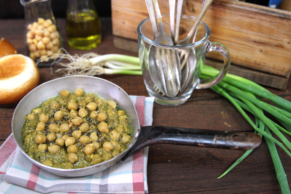 מדרוטה חומוס - תבשיל צמחוני טברייני (צילום: אסנת לסטר)