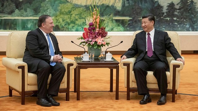 שי ג'ינפינג נשיא סין מייק פומפאו מזכיר המדינה האמריקני (צילום: רויטרס)