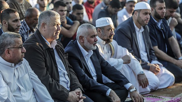 Hamas leadership celebrates Eid al-Adha in Gaza (Photo: EPA)