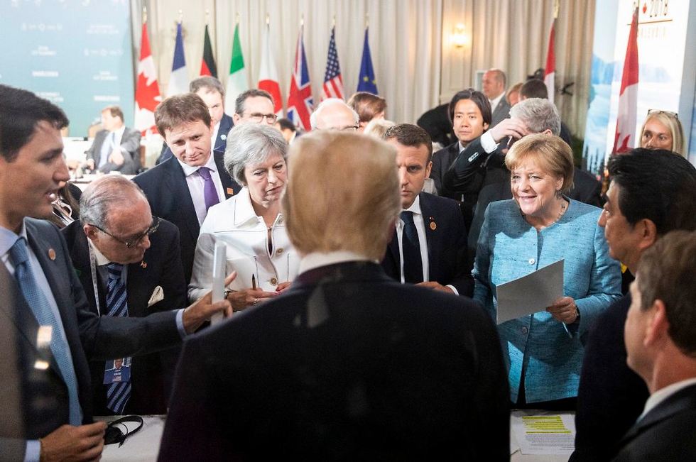 טראמפ ומנהיגי ה-G7 ()