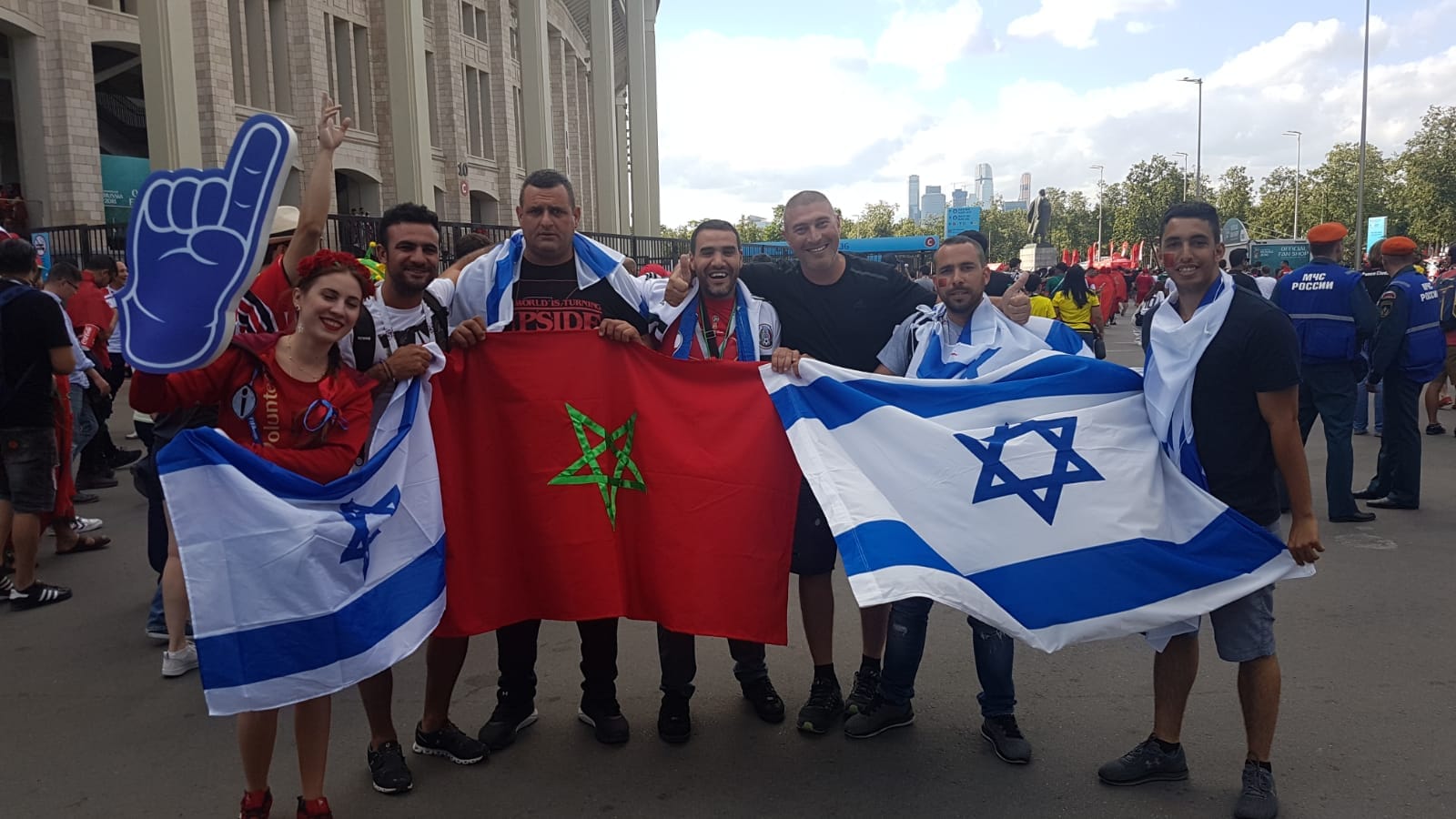 Israeli and Moroccan fans at the World Cup (צילום: עמיר פלג)