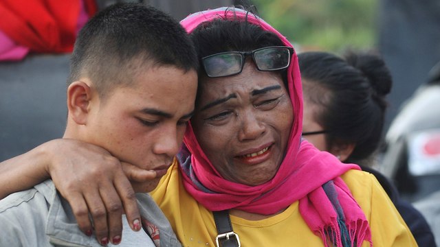 אסון אינדונזיה אגם וולקני מעבורת הר געש 192 נעדרים (צילום: AP)
