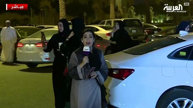 אישה נוהגת בסעודיה (מתוך שידור רשת אל ערבייה)