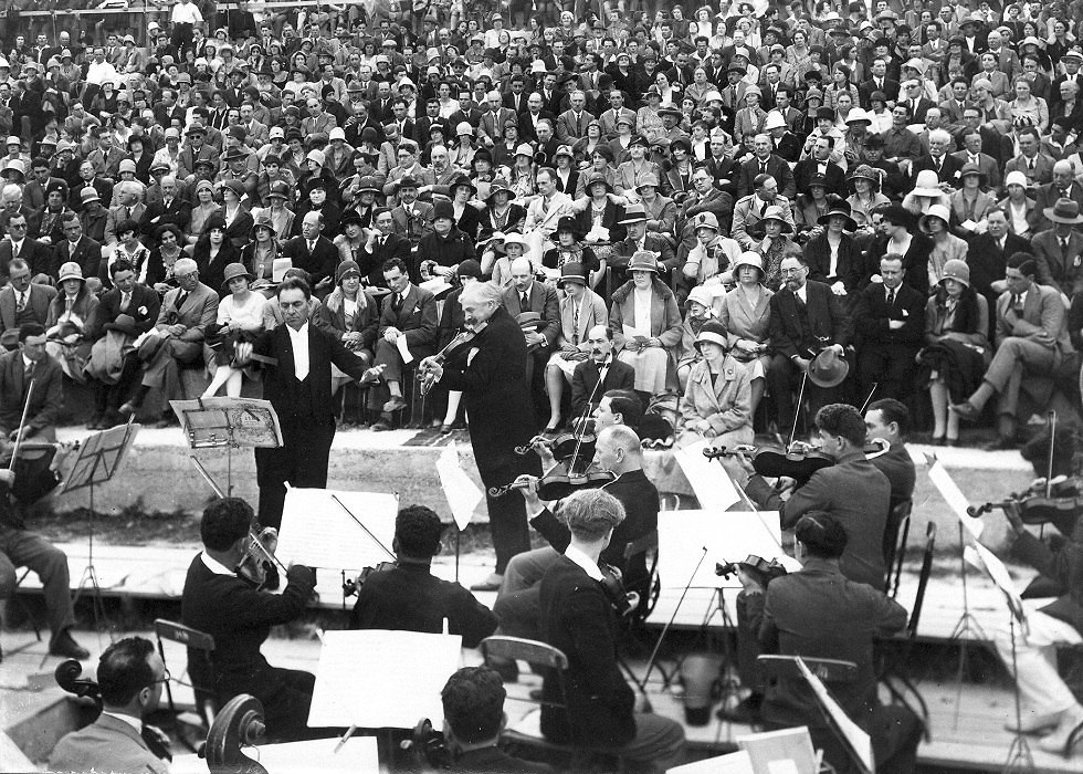 מוזיקה להמונים, קונצרט בטהובן באמפיתיאטרון הר הצופים, 1927  ( צילום: לא ידוע, ארכיון האוניברסיטה הע)