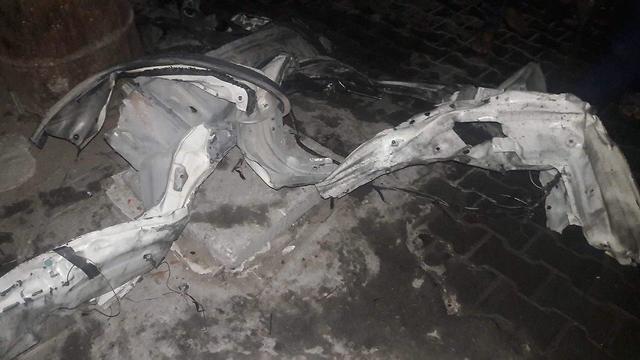 תקיפה חיל האוויר רצועת עזה רכב מכונית של פעיל חמאס ()