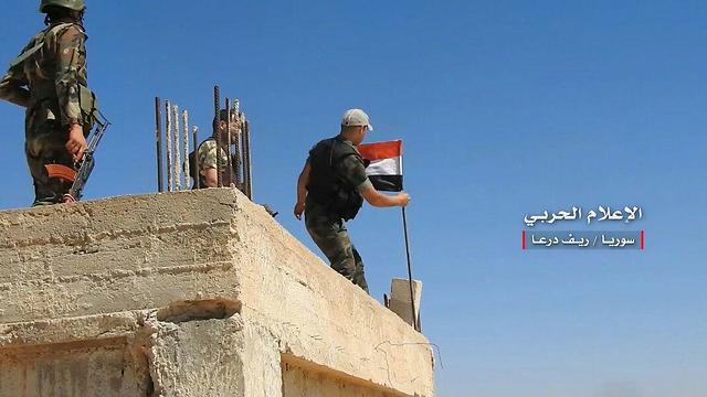 חיילים אירנים ורוסים לבושים במדי צבא הסורי כולל מיליציות שיעיות מחופשים חיילים סורים 86269310990100640360no