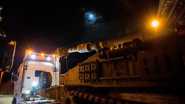 פריסה פריסת כוחות שריון ארטילריה טנק טנקים גבול רמת הגולן סוריה צה