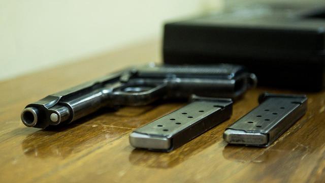 אקדח חיסולים סיירת רימון (צילום: דובר צה