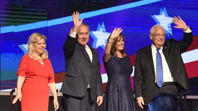 The Netanyahu and Friedman couples (Photo: Reuven Castro)