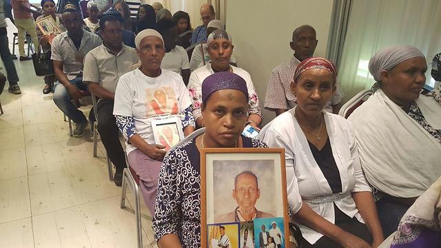 מאבק יוצאי אתיופיה להעלאת בני משפחותיהם בבית ציוני אמריקה (צילום: עמית הובר)