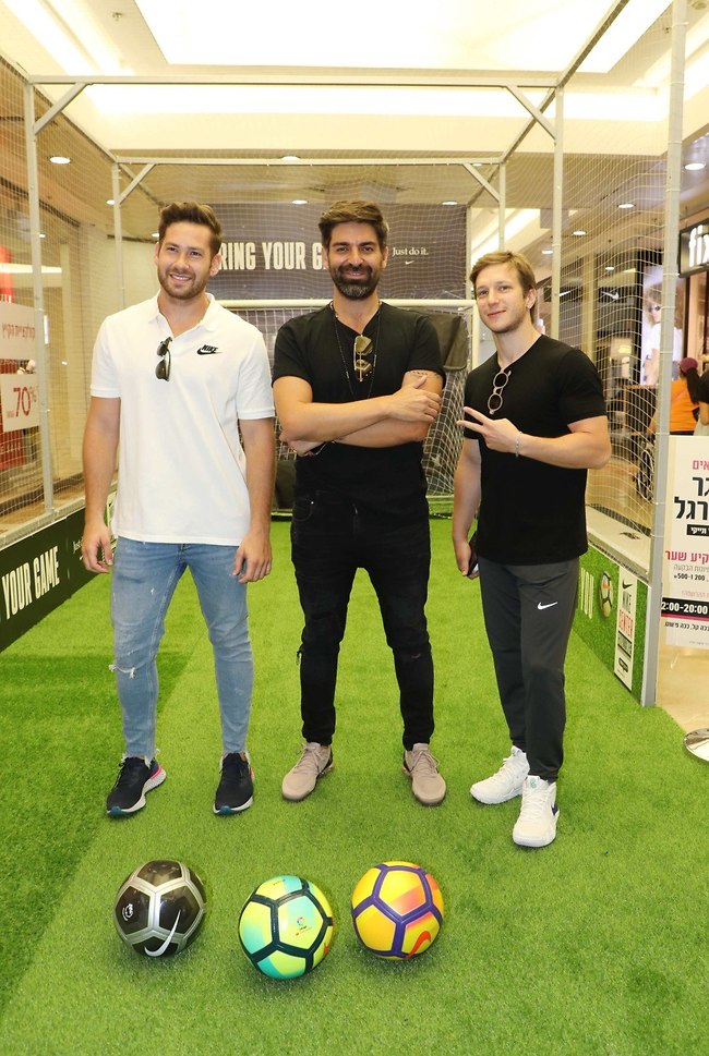 מעולם לא היינו קרובים יותר להשתתפות במונדיאל. רותם כהן אימרי זיו ולי בירן (צילום: דנה קופל) מעולם לא היינו קרובים יותר להשתתפות במונדיאל. רותם כהן אימרי זיו ולי בירן (צילום: דנה קופל)