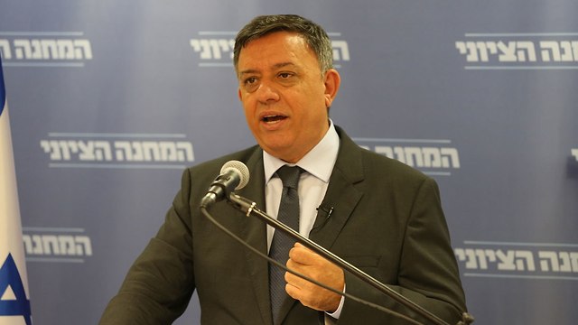 Zionist Union leader Avi Gabbay (Photo: Amit Shabi)