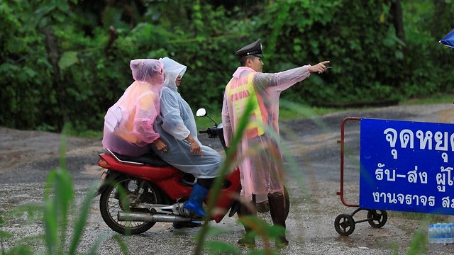 מערה תאילנד חילוץ הילדים ילדים מחוז צ'אנג ראי לכודים חילוץ צוות הצלה (צילום: רויטרס)