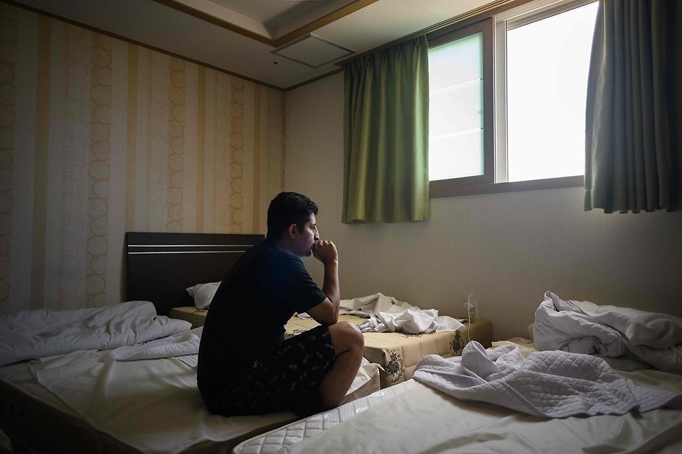 מבקשי מקלט מ תימן במלון ב ג'ג'ו דרום קוריאה (צילום: AFP)