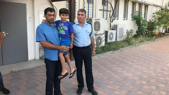 Полиция Рамлы передала ребенка отцу