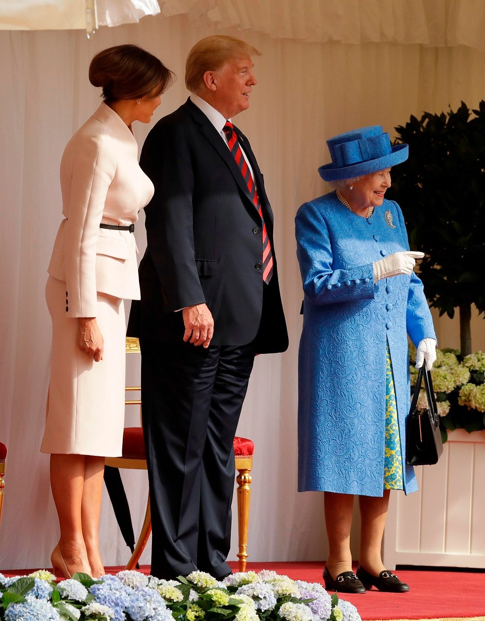 Королева Елизавета II и чета Трамп. Фото: АFP