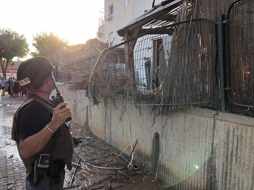 Damage caused to Sderot home hit by rocket (Photo: Israel Police)