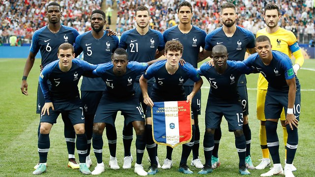 הרכב נבחרת צרפת בגמר המונדיאל (צילום: AFP)