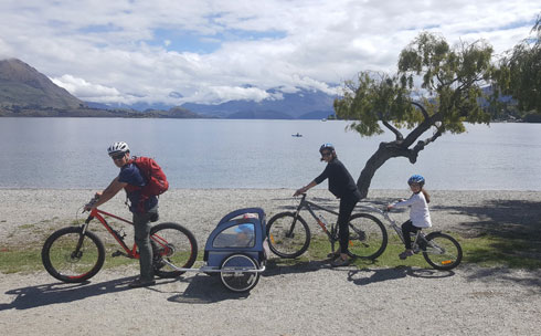טיול אופניים ראשון שלנו באגם וואנקה בניו זילנד