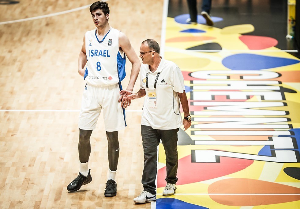 דני אבדיה נבחרת העתודה עתודה (צילום: FIBA.COM)