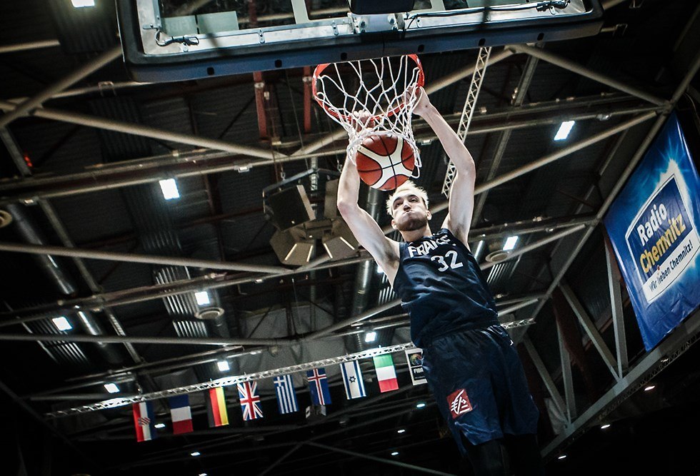 בסטיאן ווטי (צילום: FIBA.COM)