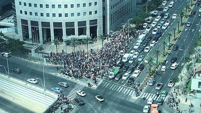 מחאת הקהילה הגאה בתל אביב (צילום: יוסי זיגמון)