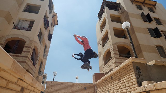 שיעור פארקור במצרים (צילום: רויטרס)