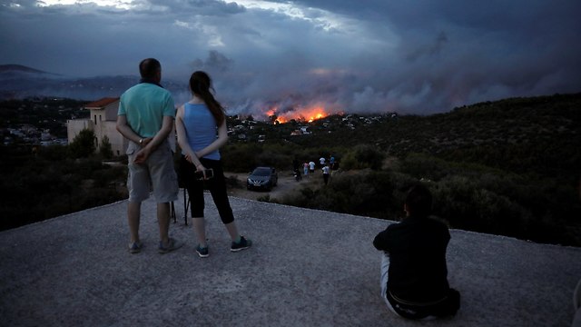 יוון שריפות אתונה (צילום: רויטרס)