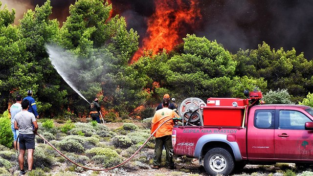 שריפות ביוון (צילום: AFP)