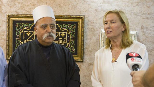 Sheikh Tarif meets with new opposition leader Tzipi Livni (Photo: Ido Erez)