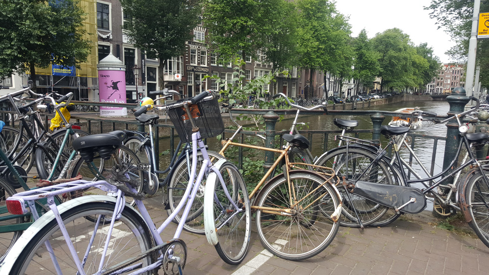 כאילו הזמן נמתח ומתקצר כמו סליים. אמסטרדם (צילום: אהובית רבי גולן)