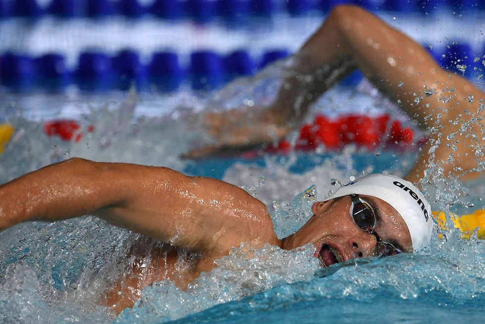 דניס לוקטב אליפות אירופה שחייה גלזגו (צילום: AFP)